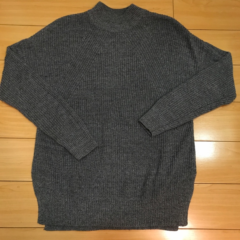 H&M Grey knitted Sweater